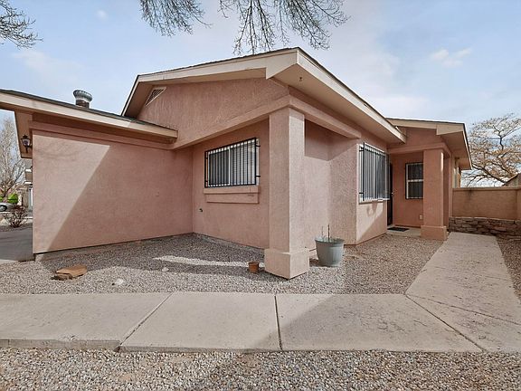 5th image of 3110 Chama Meadows Dr NE