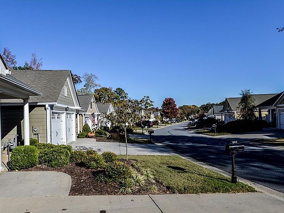 2nd image of 207 Winthrope Dr