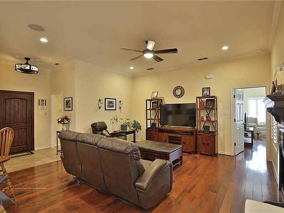 4th image of 1718 Morrow Ln