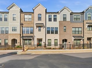 375 Walker Ave, Alpharetta, GA