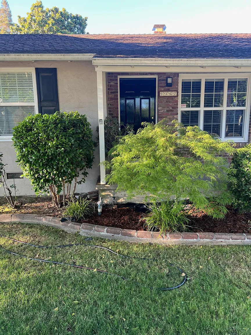 1367 Weller Way photo 1