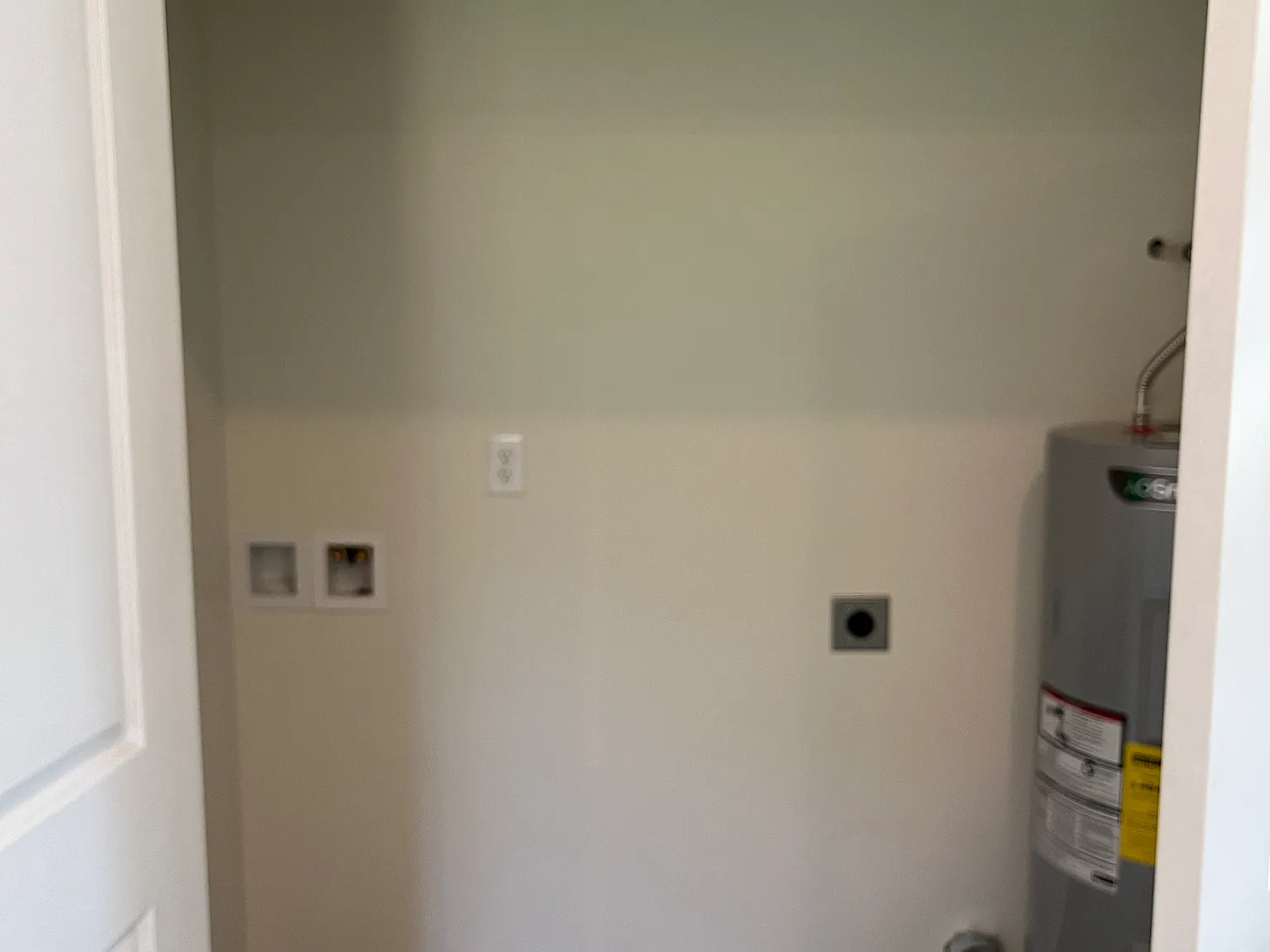 2 bed, 1000 sqft, $1,285 — Photo 4