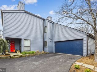 1990 Solaridge Ct, Reston, VA 20191