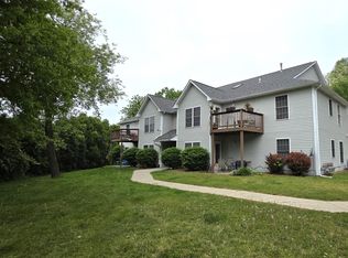 120 Pine Dr UNIT D, Chesterton, IN 46304