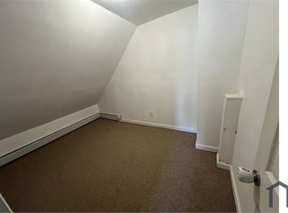 17 Winfield St APT 3, Worcester, MA 01610