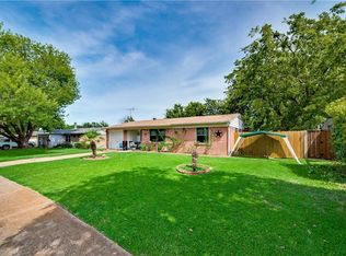 2820 Maple Dr, Mesquite, TX 75150