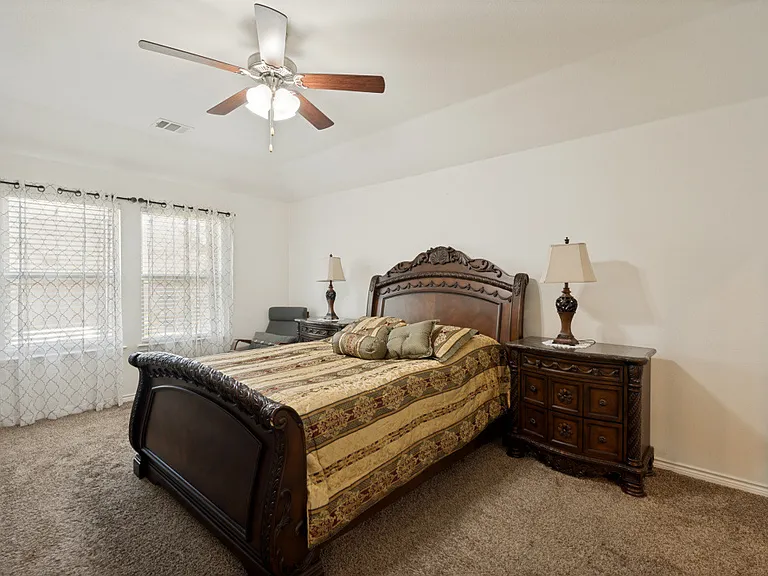 2920 Brazos Dr — Photo 15