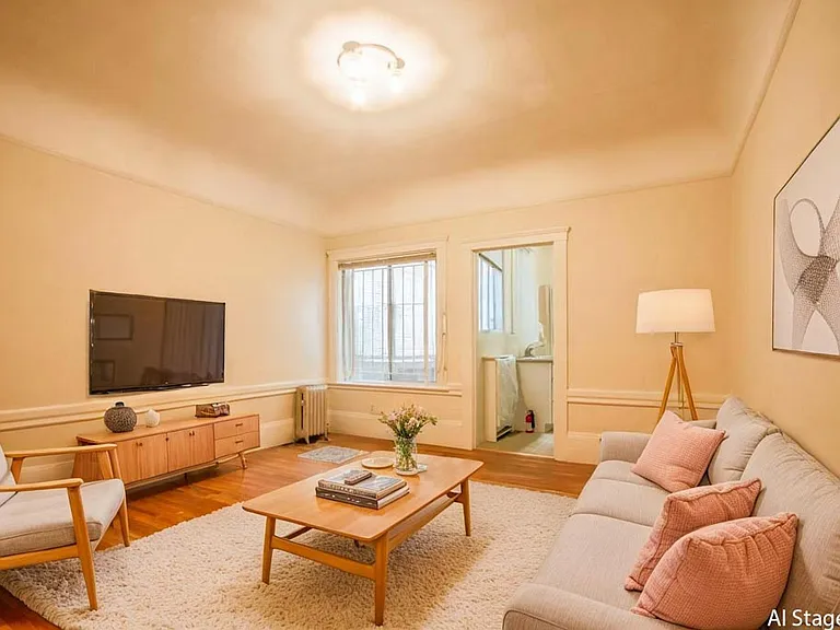 1440 Clay St #2A — Photo 5