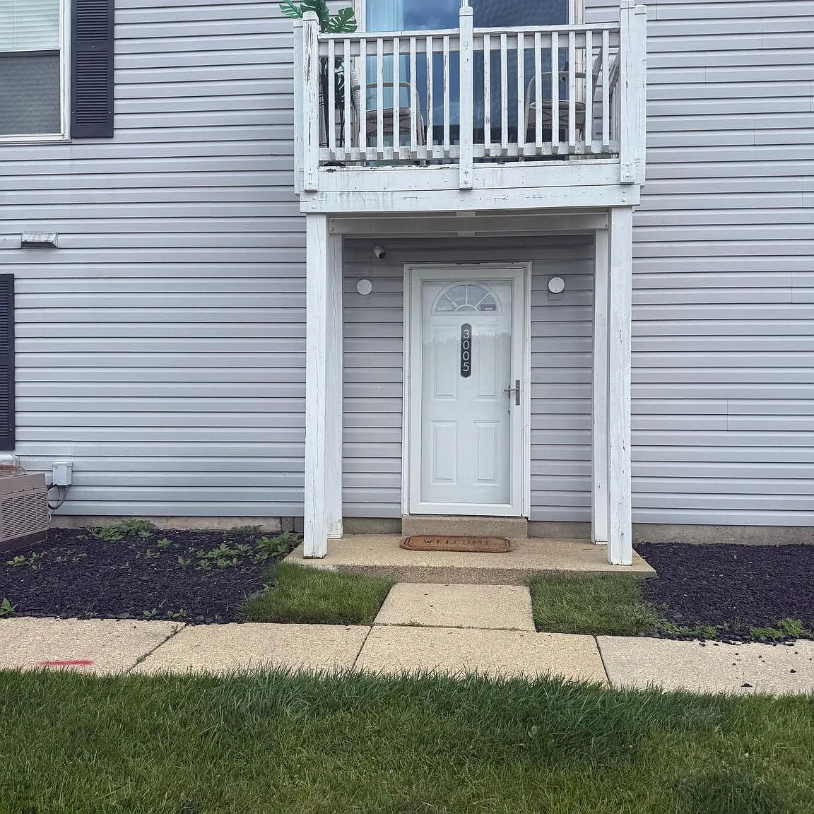 2 bed, 966 sqft, $2,100 — Photo 2