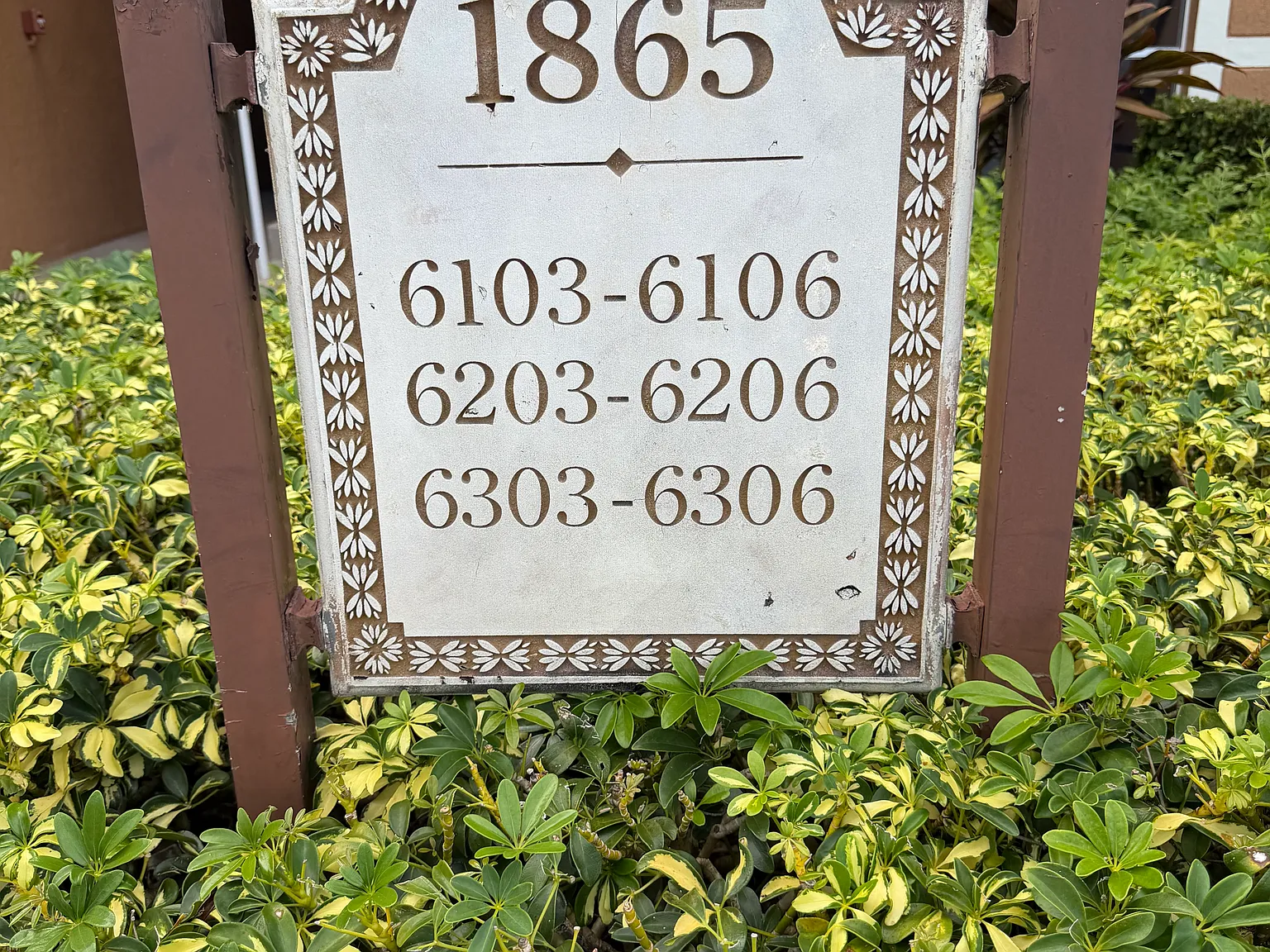 2 bed, 928 sqft, $2,200 — Photo 2