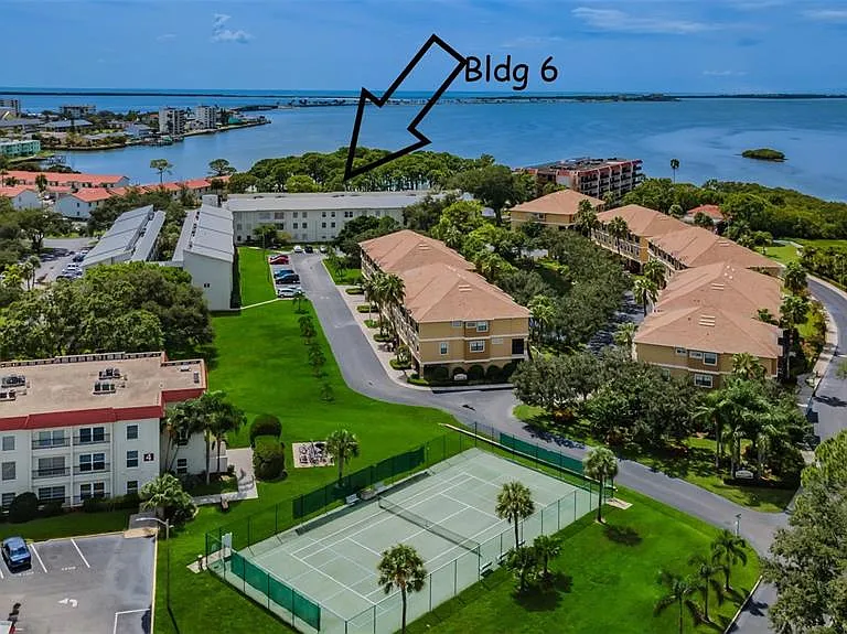 2700 Bayshore Blvd #6104 — Photo 1