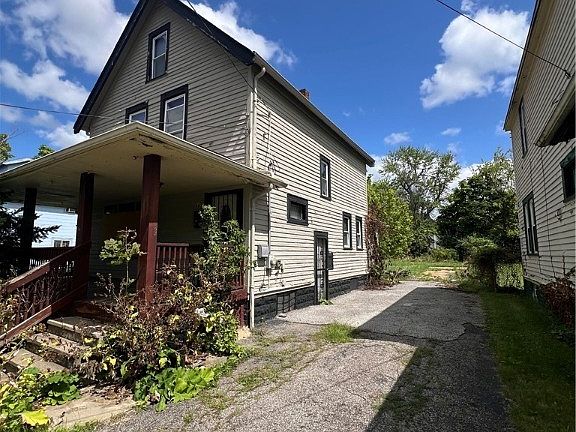 2nd image of 4131 E 114th St