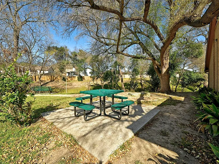 2002 Millay Dr #118 — Photo 29