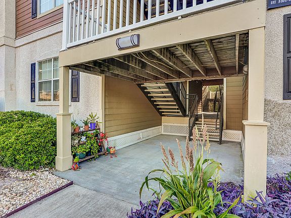 3rd image of 5102 Walden Park Dr