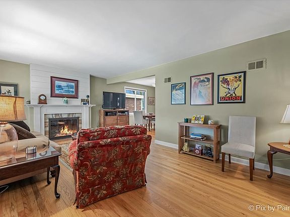 3rd image of 1506 Newcastle Ave