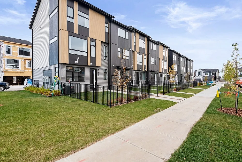 Linden Park at Erin Ridge — Photo 2