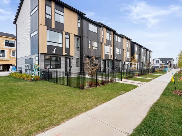 165 Element Dr N #806, Saint Albert, AB T8N 8B9