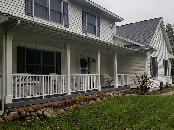 3rd image of 9225 N Pointe Woods Dr