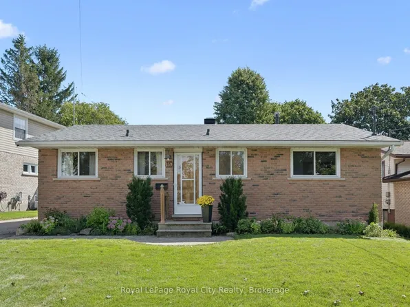 159 Country Club Dr, Guelph, ON N1E 3K8