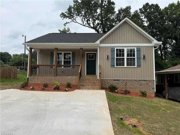 2403 Friends Ave, High Point, NC 27260