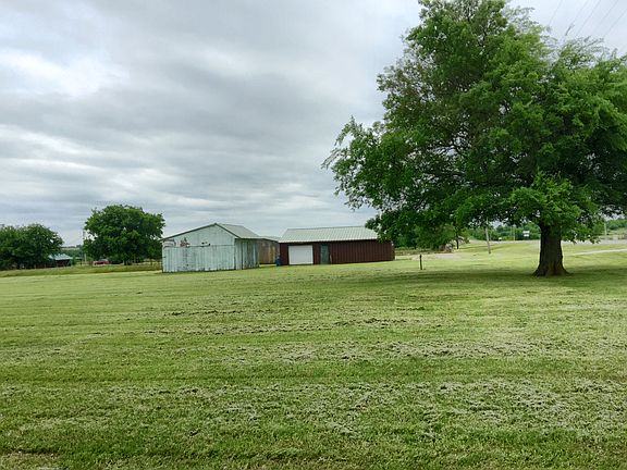 3rd image of 6133 Highway 77