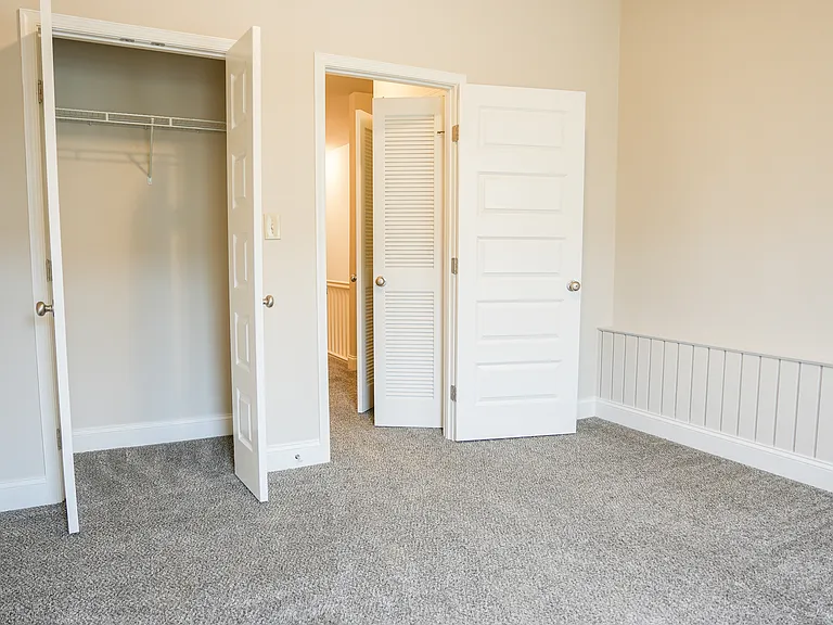 2813 W Mulberry St — Photo 22