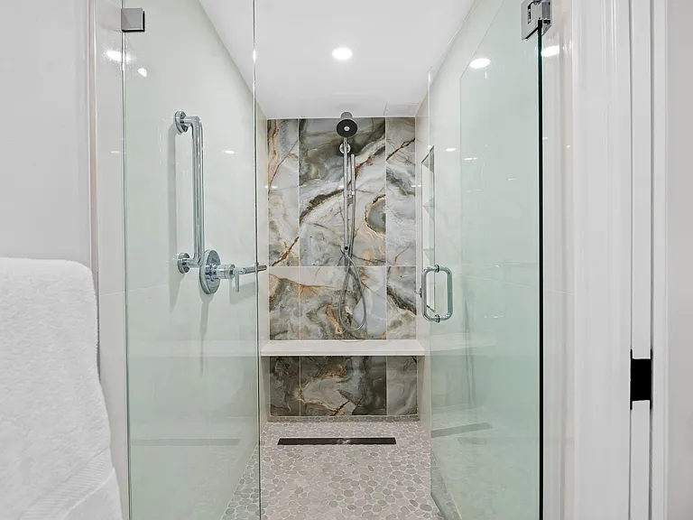511 Bayshore Dr #603 — Photo 9