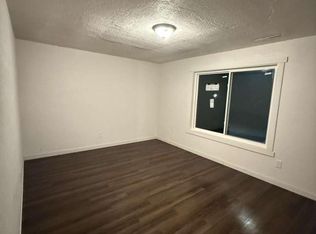 1048 Langley Rd UNIT 8, Waterloo, IA 50702