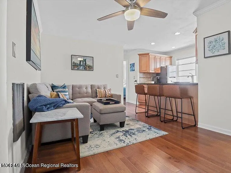 2204 Grand Central Ave #15 — Photo 6