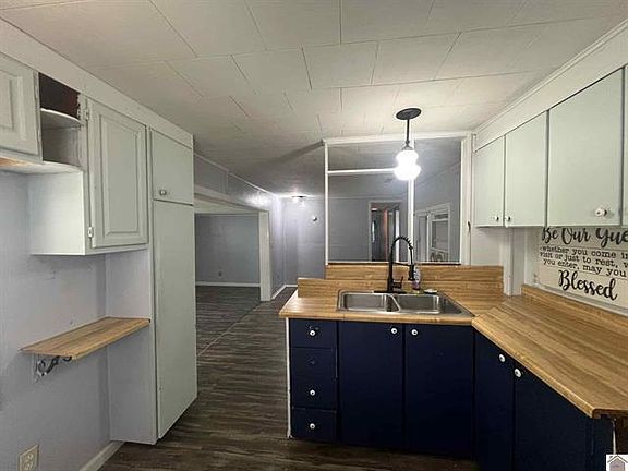 2nd image of 2237 Little Cypress Rd