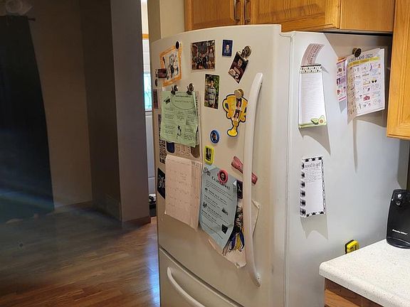 5th image of 1072 Bristol Ct