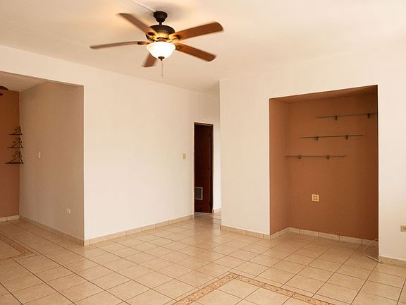 4th image of 123 Calle King Br