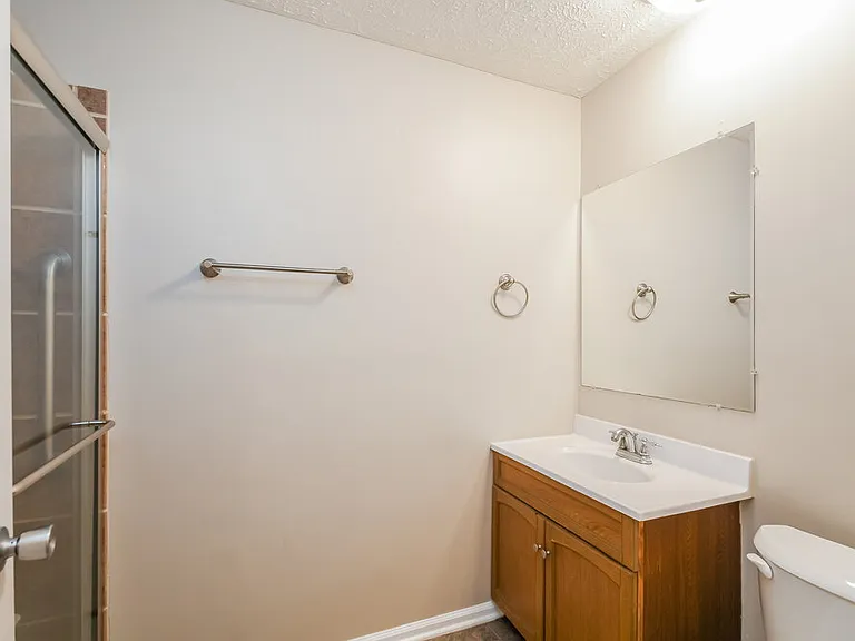 4825 Manker St — Photo 14