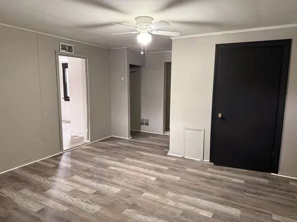 6275 Main Rd #14, Stafford, NY 14143