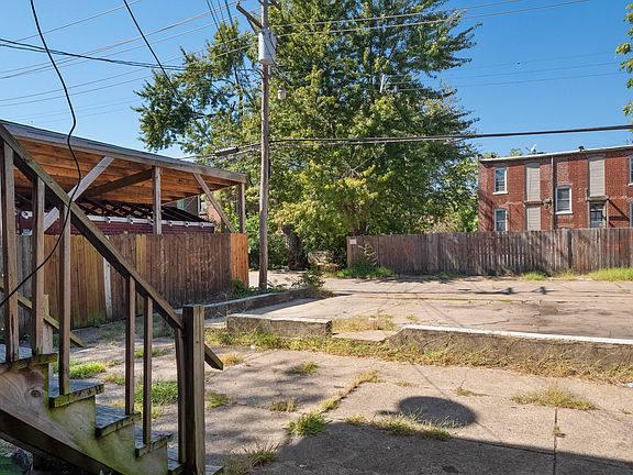 4th image of 5215-5217 S Broadway #4B-1BA-1116SQFT