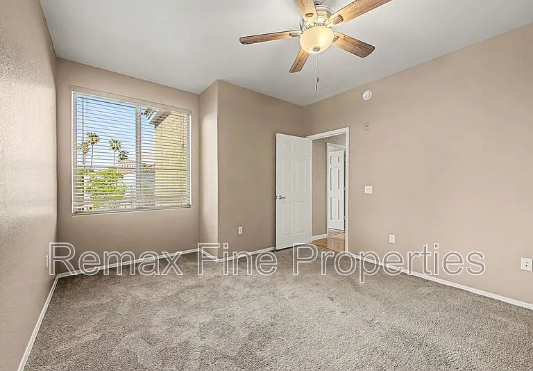 5303 N 7th St #324 — Photo 14