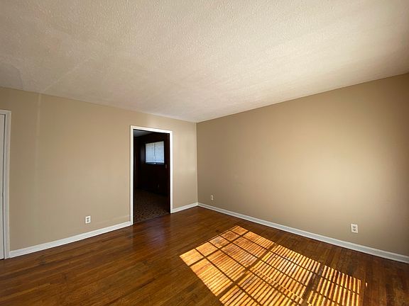 4th image of 4333 Melwood St