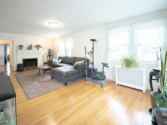 5th image of 8-10 Bonwood St