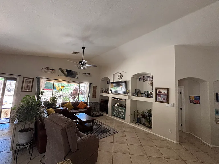 8754 W Salter Dr — Photo 4
