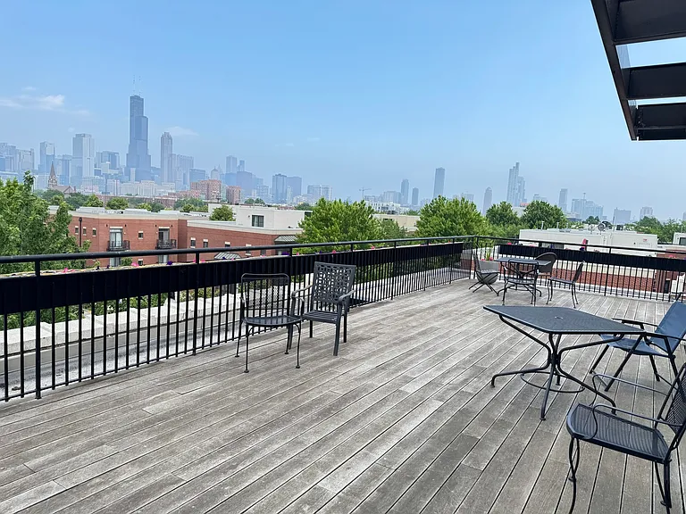 1071 W 15th St #309 — Photo 19
