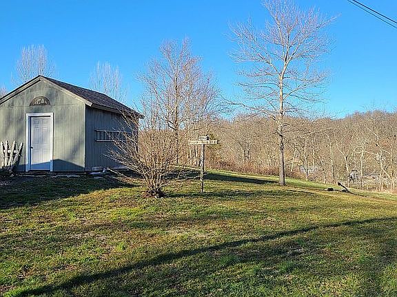 3rd image of 4764 Johnson Rd