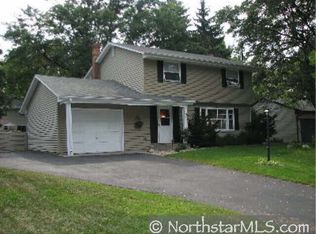 2190 Mapleview Ave, Saint Paul, MN 55109