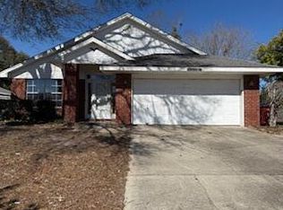 212 Secretariat Dr, Crestview, FL 32539