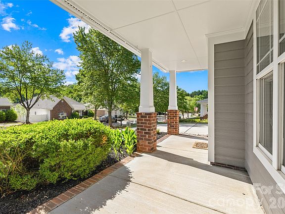 5th image of 20236 Colony Point Ln