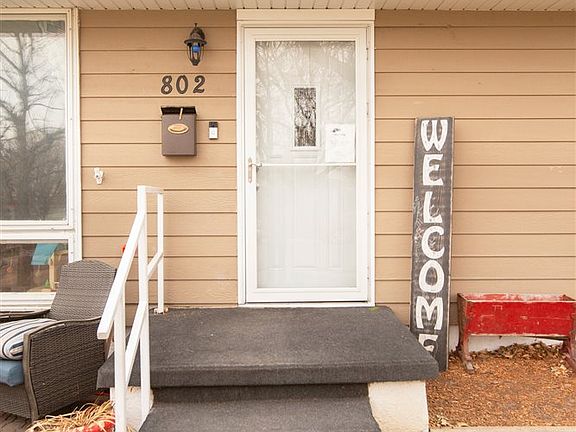 3rd image of 802 Missouri Ave