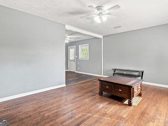 5th image of 1465 E Highpoint Dr