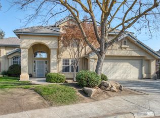 719 Pecan Ave, Clovis, CA