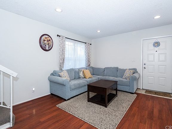 4th image of 16201 Lassen St Unit 6