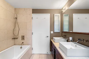 Rented by BARNES New York