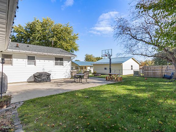 4th image of 211 Lambeth Rd